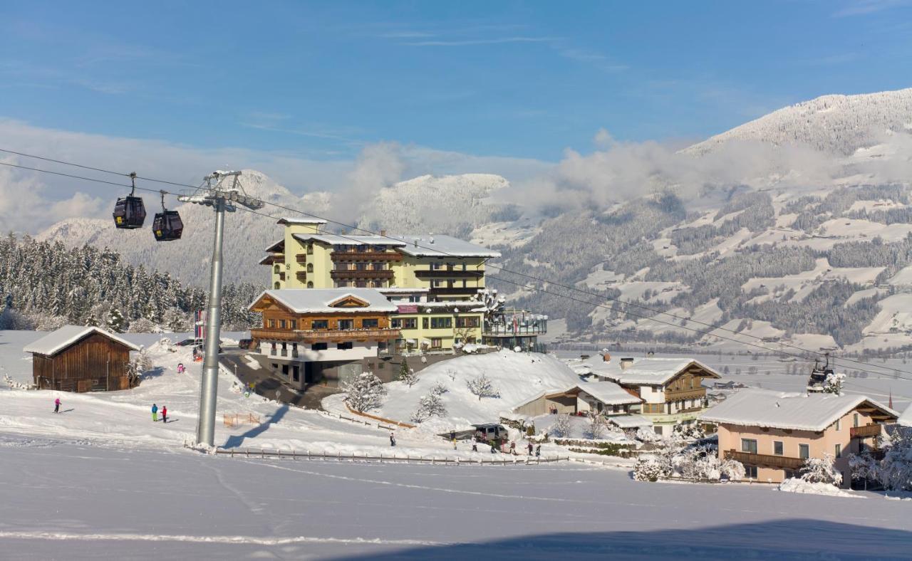 Hotel Waldfriede - Der Logenplatz Im Zillertal Fuegen Exterior photo